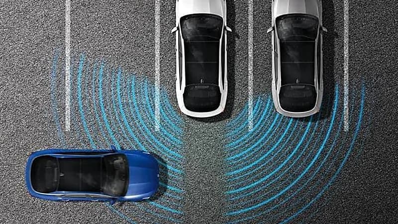 معلومات هامة حول نظام تنبيه حركة المرور الخلفية