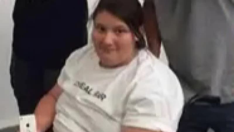 وفاة فتاة مراهقة بالسمنة والمحكمة تتهم والديها بقتلها