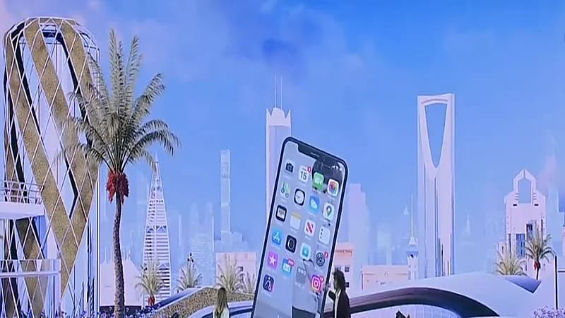 بالفيديو.. تفاعل الحضور والتقاط صورة جماعية في قمة الذكاء الاصطناعي