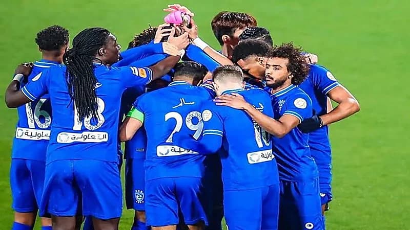 مفاجأة مدوية بشأن قائمة أجانب الهلال المشاركة أمام الاستقلال
