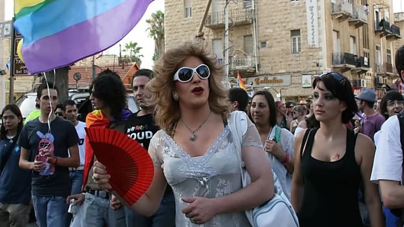 سان فرانسيسكو تدفع للمتحولين جنسيًا 1200 دولار شهريًا