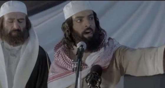 فيديو.. " داخلين بيت الله بأسلحة " ..جهيمان يقتحم الحرم المكي