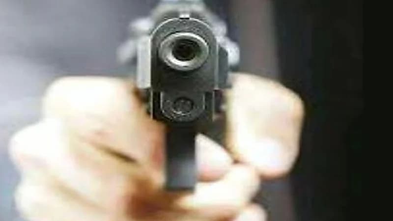 شاب كاد أن يودي بحياة آخر بسبب فسخه لخطبة شقيقته بعد إلقاء النظرة الشرعية