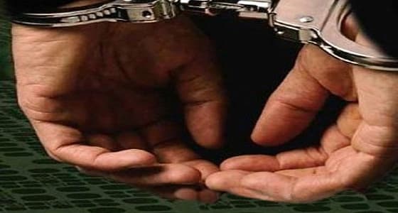 ضبط شخصين بكميات كبيرة من الحشيش والكبتاجون ومبلغ مالي بالليث