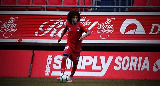 بعد انتهاء فترة احترافه بإسبانيا دون مشاركة..علي النمر: استفدت كثيرا