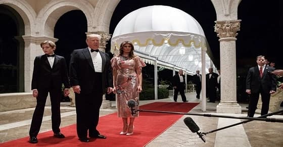 5500 دولار تكلفة إطلالة ميلانيا ترامب برأس السنة