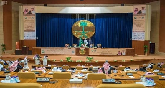 تفاصيل.. تكريم الشخصيات الثقافية خلال ندوة " الأمير سعود الفيصل رحمه الله" في الجنادرية 32