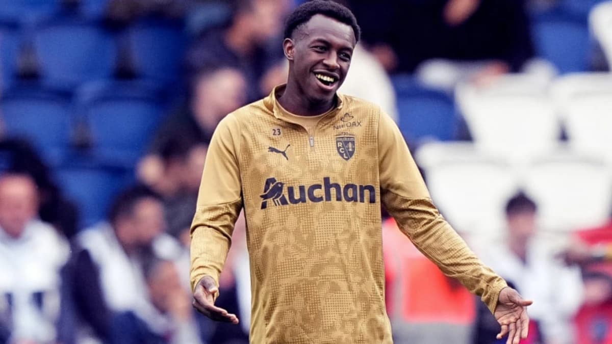 سعود عبدالحميد يرفض العودة إلى روشن