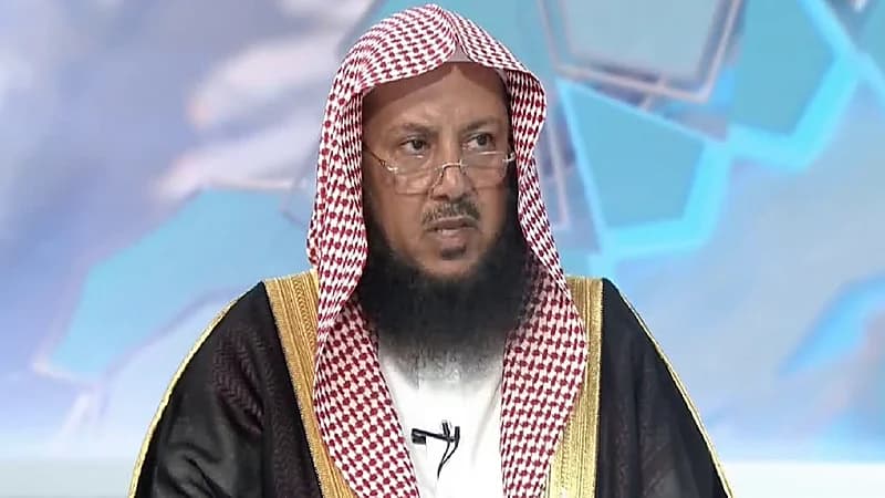 بالفيديو .. "السليمان": لا إمساك عن الطعام لأذان المغرب لمن أفطر بعذر السفر