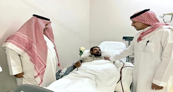 الدويش يعايد المرضي بمستشفي الأرطاوية العام