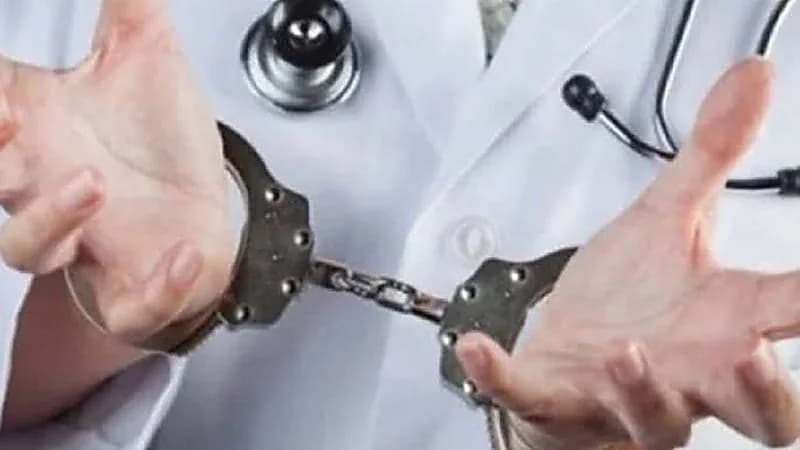 سجن طبيب ادعى قدرته على محادثة الموتى