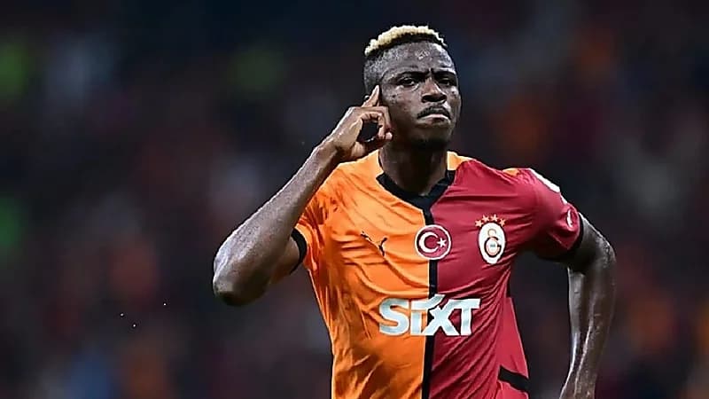 نابولي يرفض عرض غلطة سراي لضم أوسيمين