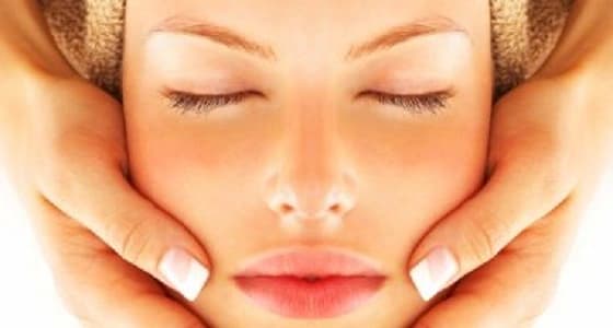 الشوفان والشاي الأخضر لتقشير البشرة واستعادة نضارتها