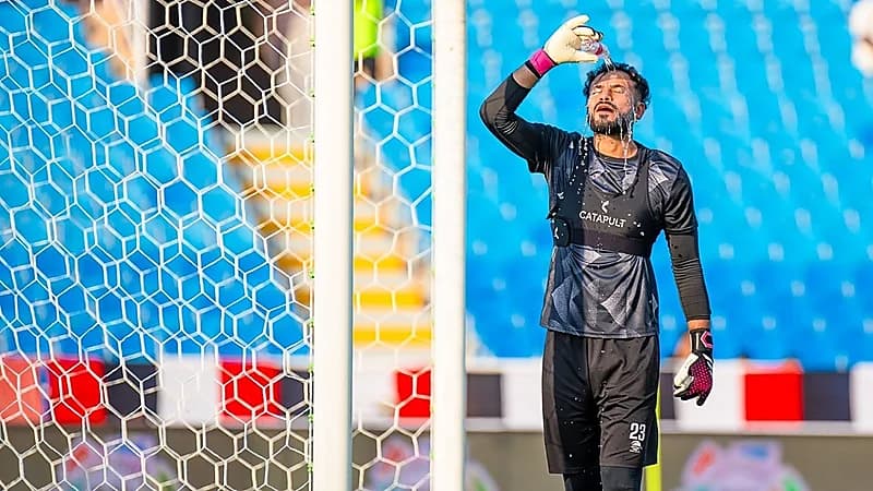 معاناة معلق برازيلي في نطق اسم حارس مرمى الرائد.. فيديو