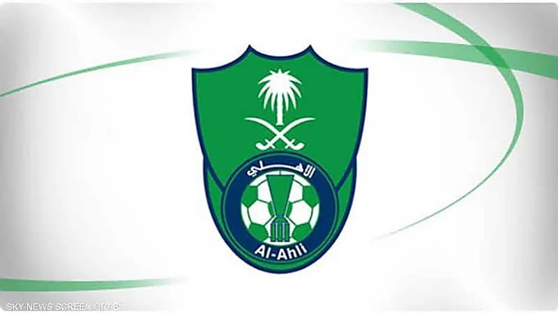 الأهلي يعمل على حل أزمة منع التسجيل