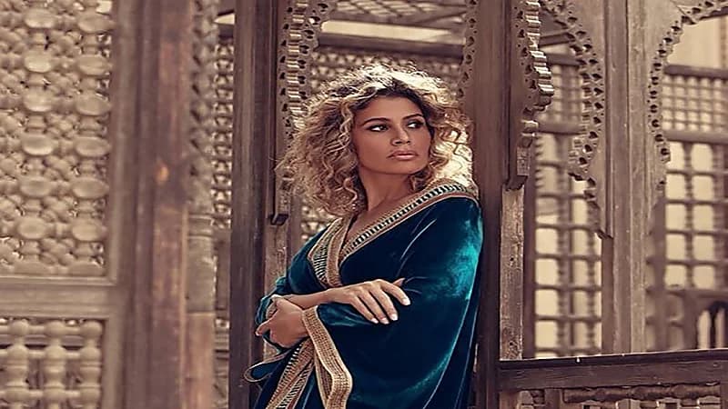 طليقة عمرو دياب تعلن عن أول عمل فني لها في الرياض