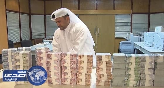 قطر تنفق 38.5 مليار دولار في شهرين بعد انهيار اقتصادها