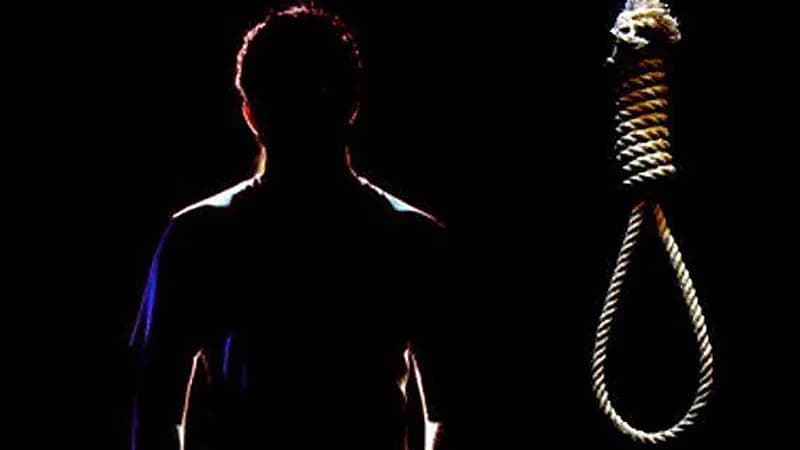 طالب ينهي حياته داخل مسجد قبيل الامتحانات