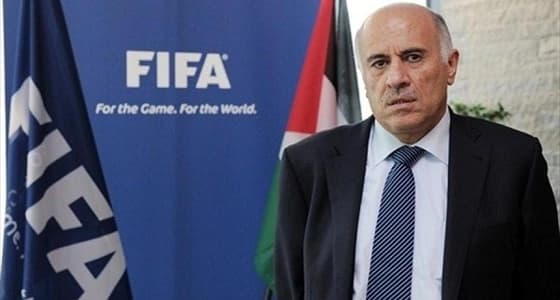 رئيس الاتحاد الفلسطيني للكرة يتعاقد مع " سيزار " مدربًا للمنتخب