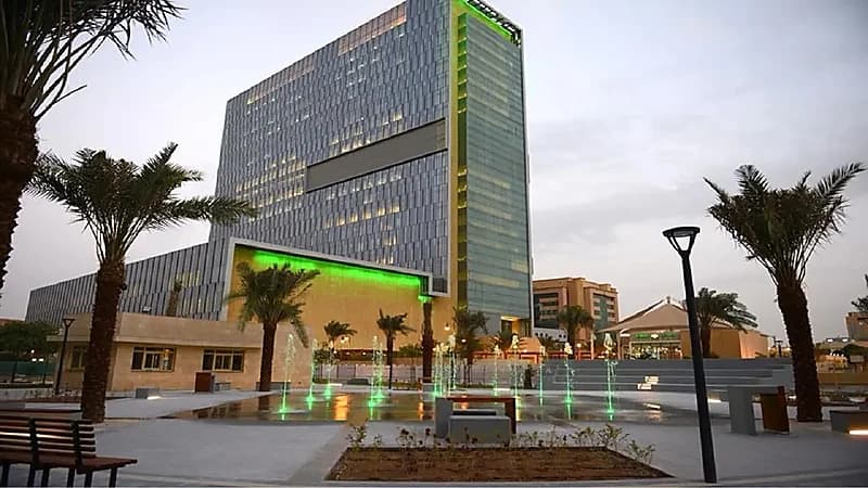 شاهد..المقصود من تحويل مستشفى الملك فيصل التخصصي مؤسسة مستقلة