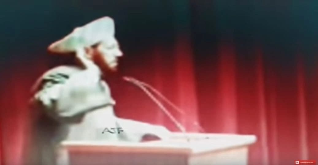 بالفيديو..مفتي سوريا يترحم على بشار ويعتبره من الأموات