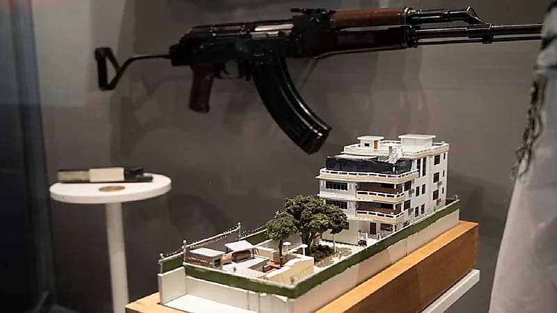 محتويات المتحف السري للمخابرات الأمريكية..أبرزها مجسم لمنزل الظواهري