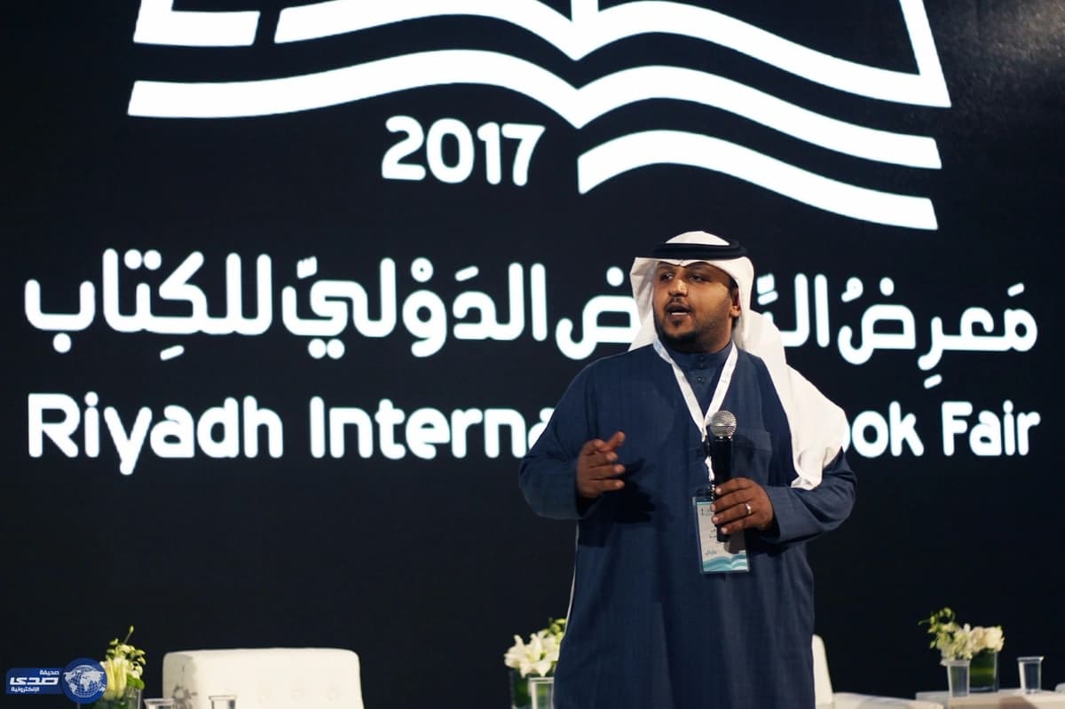 في جلسة " خطابات " .. الشاعر محمد العتيق: بداياتي كانت فاشلة حتى درست علم العروض