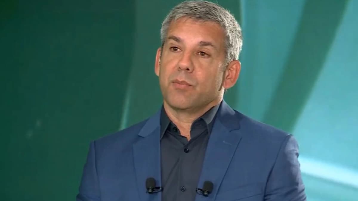 سواريز: أتفهم غضب الجمهور وشباب المنتخب جيدون ونحضر العديد منهم للمستقبل.. فيديو