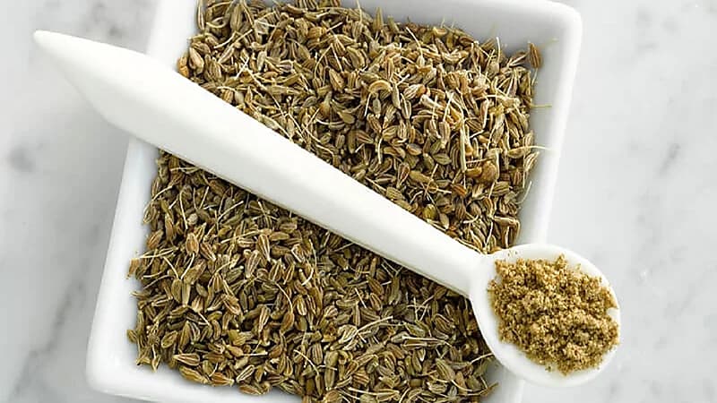 وصفات من اليانسون تخلص المرأة الحامل من الحموضة