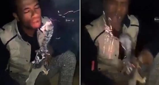 بالفيديو.. شاب يتناول قطعا من الجمر المشتعل