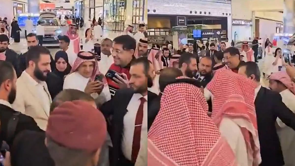 أحمد الشرع يتجول في مولات الرياض ويلتقط الصور مع المواطنين.. فيديو