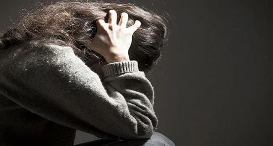 عامل يعتدي جنسياً على طالبة