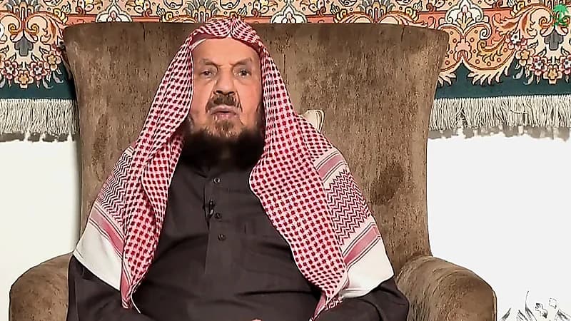 الشيخ المنيع: الاستماع للغيبة دون إنكار مشاركة في الإثم .. فيديو