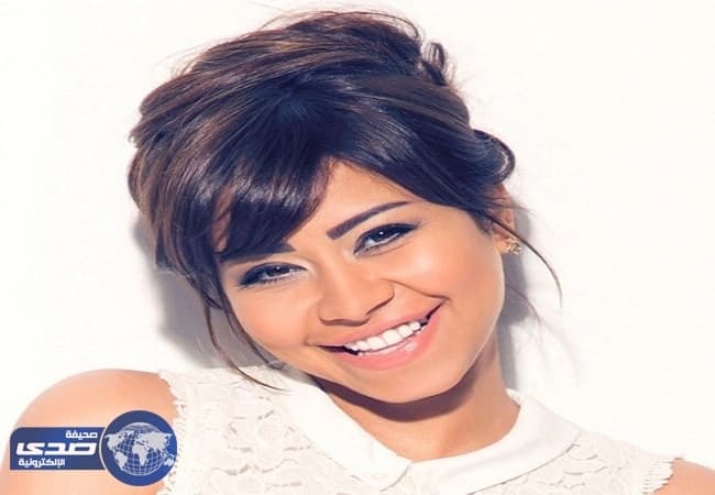 بالفيديو .. شيرين تطبخ الكشري في أمريكا