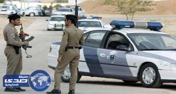 معتل نفسيّ يتحرَّش بطفلة أمام محل تجاري في مكة
