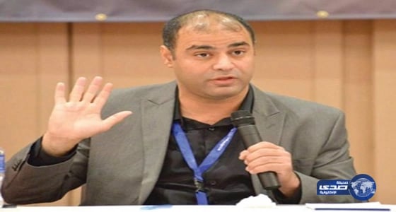 بالصور.. مواطن رفضته 17 جامعة سعودية وخليجية وعيَّنته «جراند فالي» الأمريكية أستاذًا مساعدًا