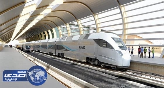 مغرد مهاجمًا «سار»: تأدبوا مع مقدر المقادير