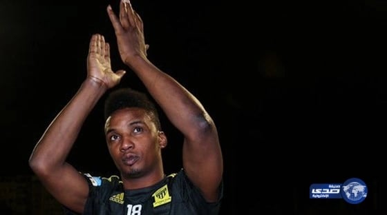 عُماني يطالب الأهلي بالكأس