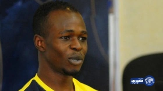 رونالدينهو يقترب من إعتزال كرة القدم