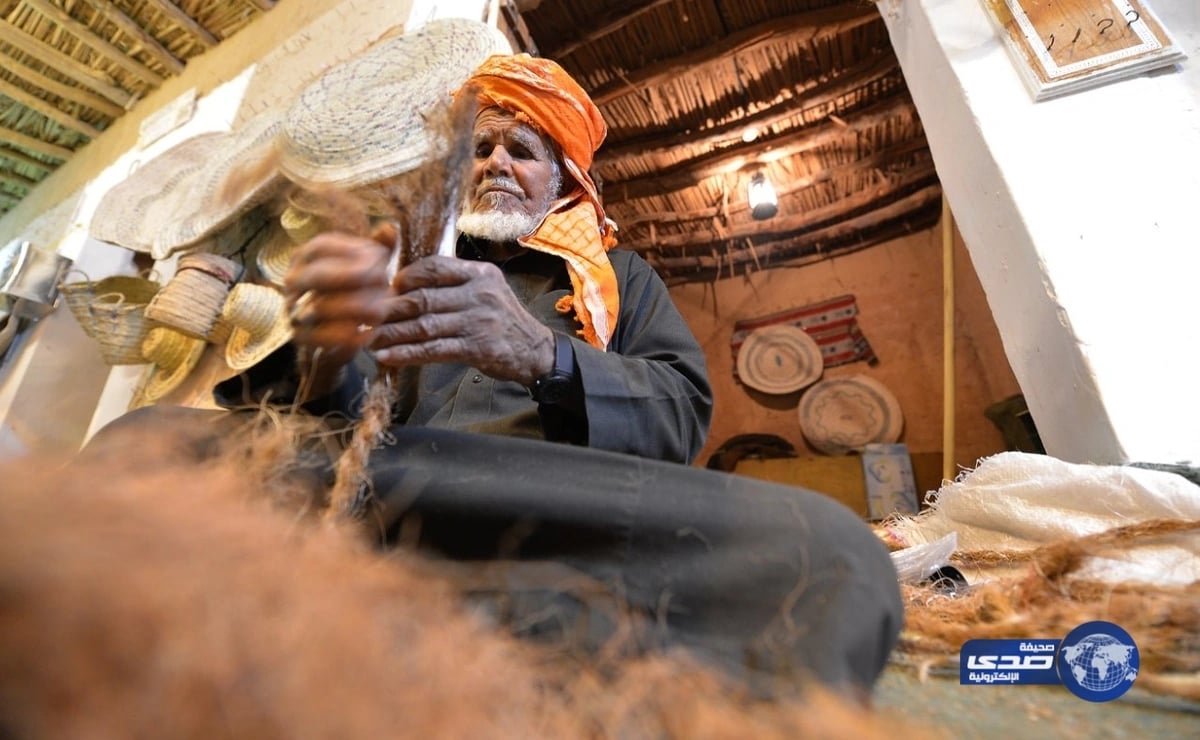 عبدالرحمن بن مساعد للاعبي الهلال: ارفعوا رؤوسكم شرفتونا