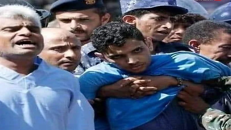 شاهد.. مواطن ينقذ محطة وقود بعد اشتعال النيران بمركبة بالجبيل