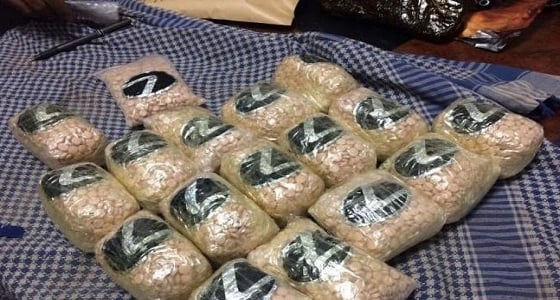 جمرك الوديعة يحبط تهريب 18 ألف حبة كبتاجون و4 كيلو حشيش