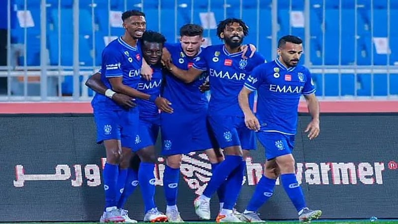 الهلال يطالب بحكام أجانب في مباراته أمام الفيصلي بالسوبر 