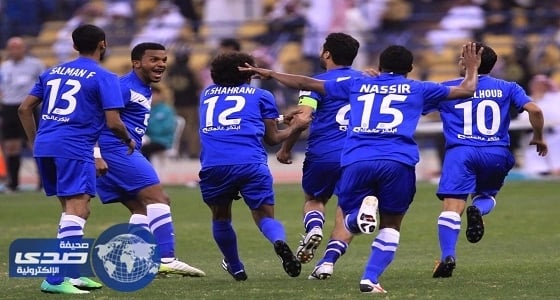 بالصور.. أمير الباحة يعلن منح الأمير مشاري بن سعود جائزة الإبداع والتفوق