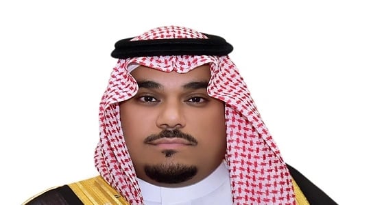 نائب أمير نجران يقلد عددا من ضباط الدفاع المدني بالمنطقة رتبهم الجديدة