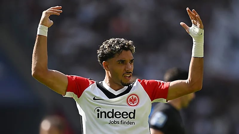 عمر مرموش خارج حسابات ليفربول