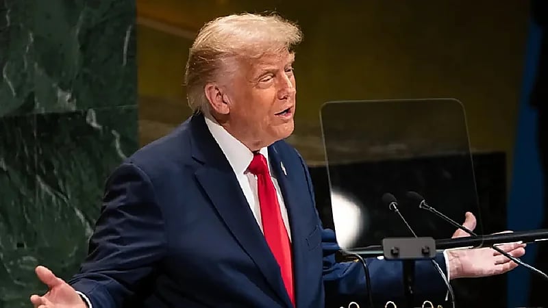 ترامب يعد بإعلان كبير عن سوريا بعد إلغاء العقوبات