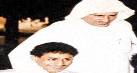 من لاعب إلى رئيس.. صورة تجمع مؤسس الهلال برئيسه الجديد