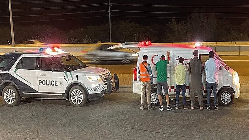 ضبط مقيم لنقله ثلاثة مقيمين ووافدًا لا يحملون تصريحًا بالحج.. فيديو