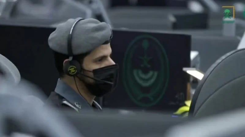 مركز العمليات الموحد يتلقى بلاغات الحجاج بمختلف اللغات